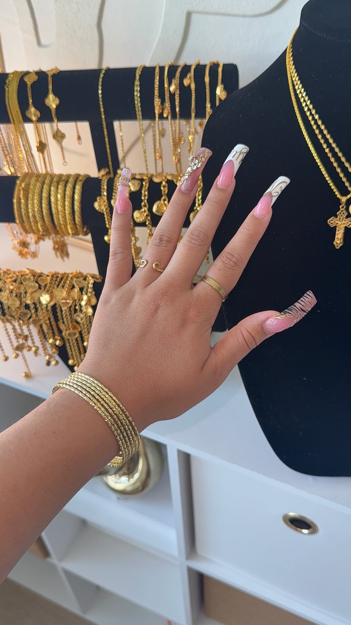 Shimmy Bangles
